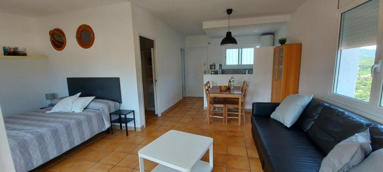 Apartamento Muy Tranquilo Con Piscina Apartment Tossa de Mar Bagian luar foto